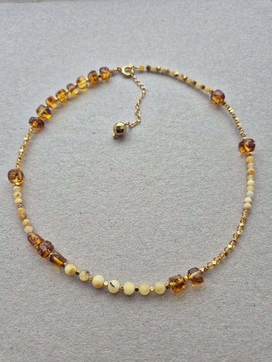 chokery Naszyjnik z bursztynów i pozłacanego srebra Złota Adela