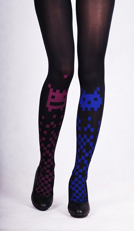 rajstopy Pixel Invaders czarny mat dla Sylwii Hold Me Tights
