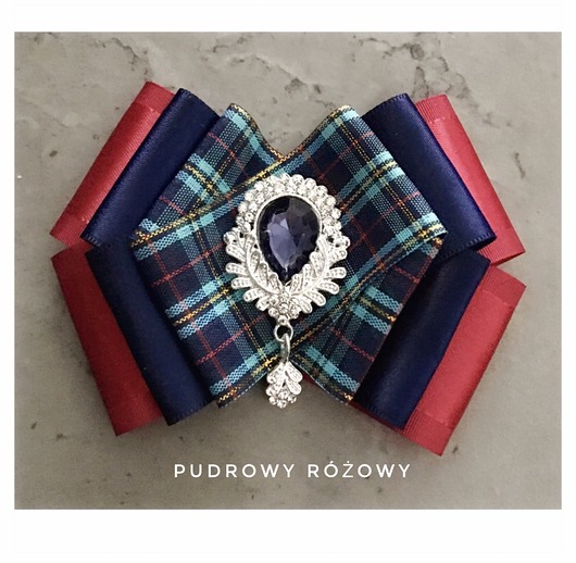 broszki Świąteczna Brosza z kryształkiem NEW Mikołajki