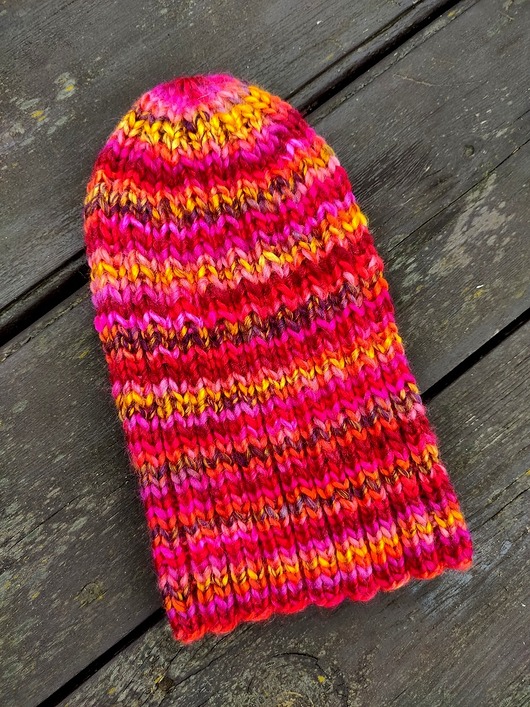 czapki damskie Energetyczna / czapka z jedwabiem