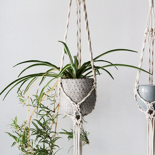 kwietniki Kwietnik makrama 401