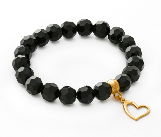 Black crystal with heart pendant. Lavoga