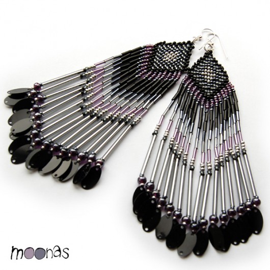 silver raven moonas