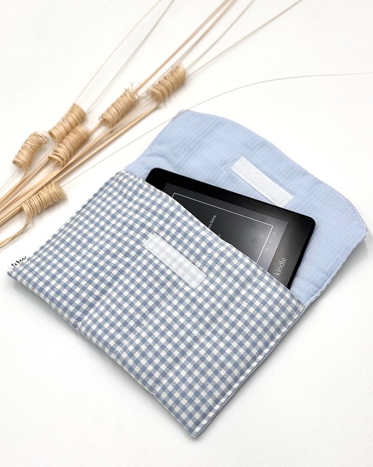 pokrowce i etui - różne Etui na czytnik książek