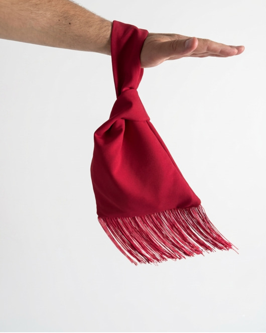 torebki do ręki Czerwona torebka z frędzlami Japanese Knot Namineso Drape