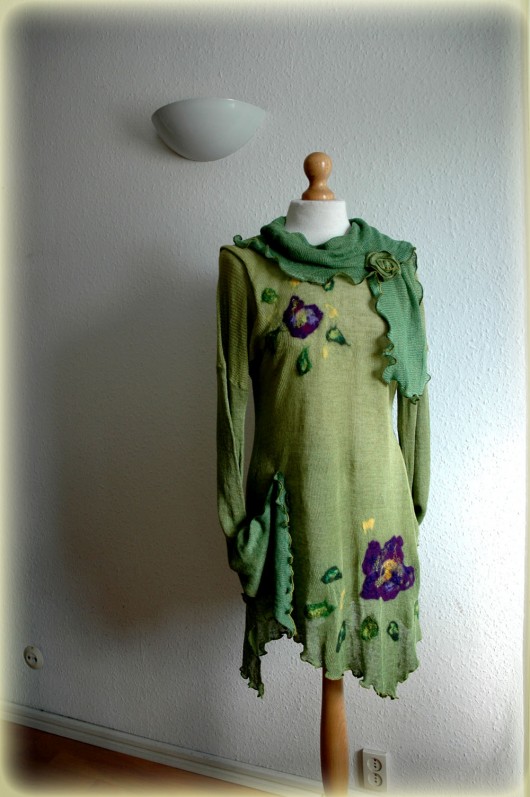   Green tunic malowane lnem