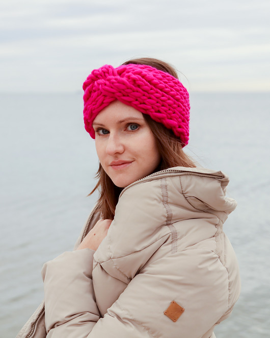 czapki damskie Różowa opaska turban z grubej wełny peruwiańskiej Magenta Vibe