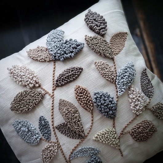 poduszki plecione Poduszka kwiaty punch needle boho natural
