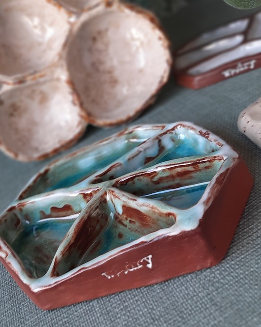 pojemniki na biżuterię Piękny ceramiczny talerzyk na biżuterię handmade