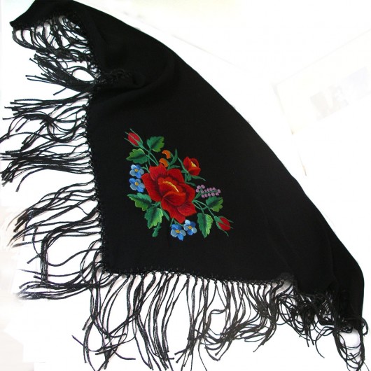 Romance-de-Amor SCARF (Folk Art Embroidery) na ludowo