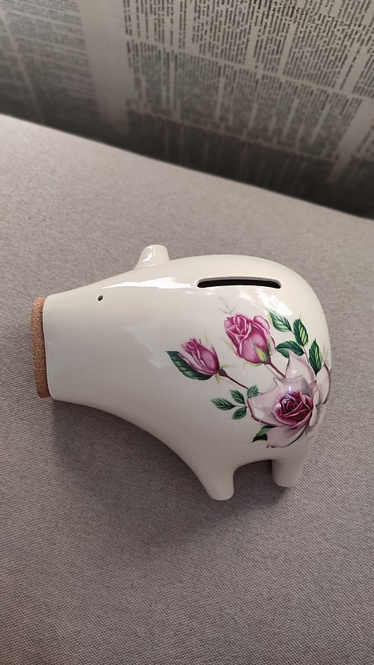 figurki i rzeźby Świnka Skarbonka PiggyB seria RETRO róże