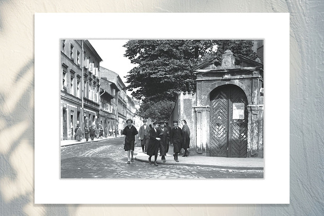 fotografia Fotografia z passe-partout; Ulica Bożego Ciała