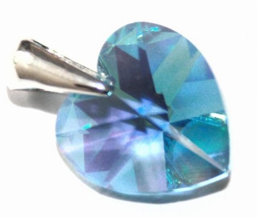 Medium Heart Aquamarine AB margot