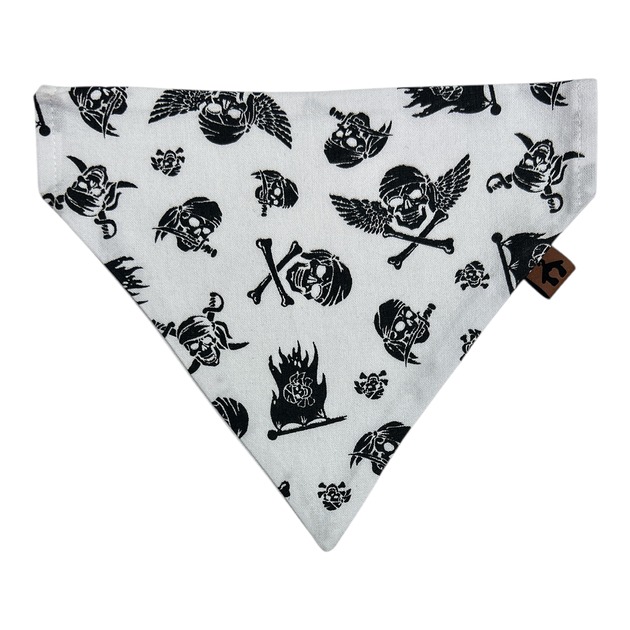 ubranka dla zwierząt Bandana dla psa rozmiar S piracki wzór
