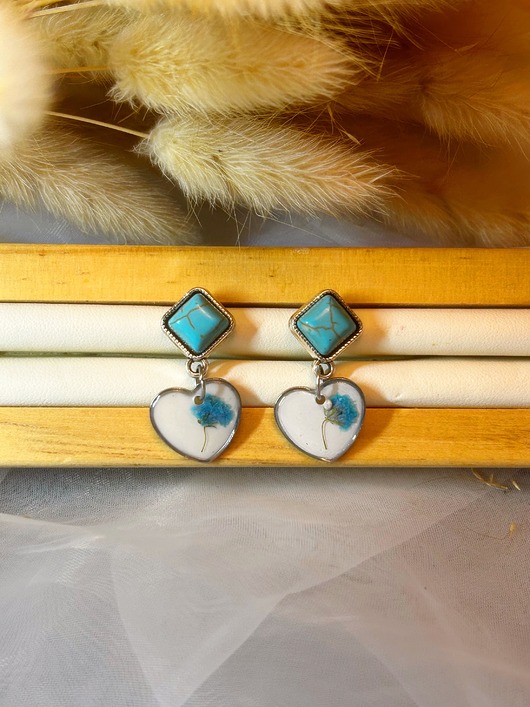 kolczyki z żywicy Kolczyki z turkusem i turkusową gipsówką