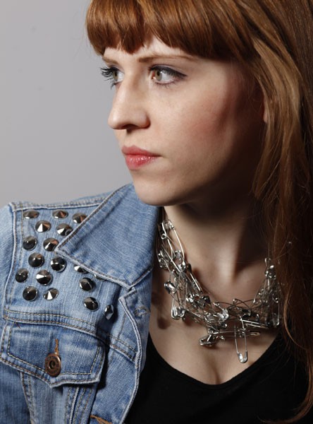 Kolia Glam Rock Monika Roth