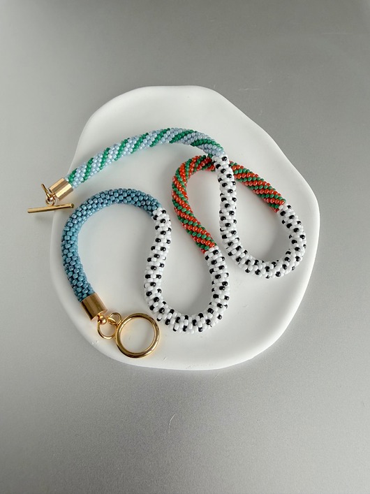 naszyjniki - inne Naszyjnik ze Szklanych Koralików