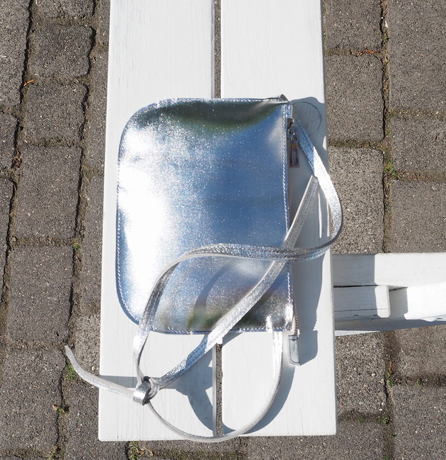 torby na ramię Saszetka/nerka/dodatkową kieszonka srebrna