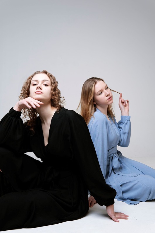 sukienki maxi damskie SOPO regulowana sukienka kimono z paskiem nerką