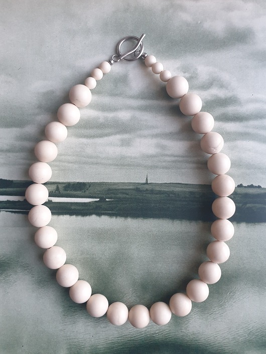 korale Naszyjnik choker ROOTS kamień rzeczny kule 12 mm