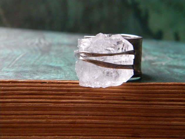 pierścionki - różne Roman Ancient Ring ;) surowy kryształ górski