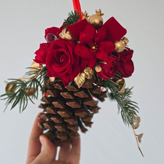 dekoracje świąteczne Bardzo duża ozdobna szyszka świąteczna (22cm)