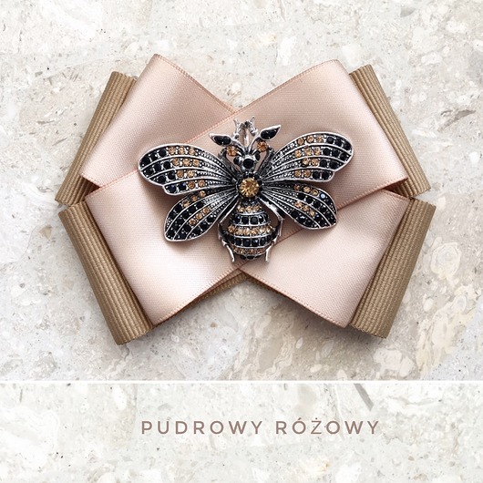 Brosza  z Owadem  SPRING New Pudrowy Różowy
