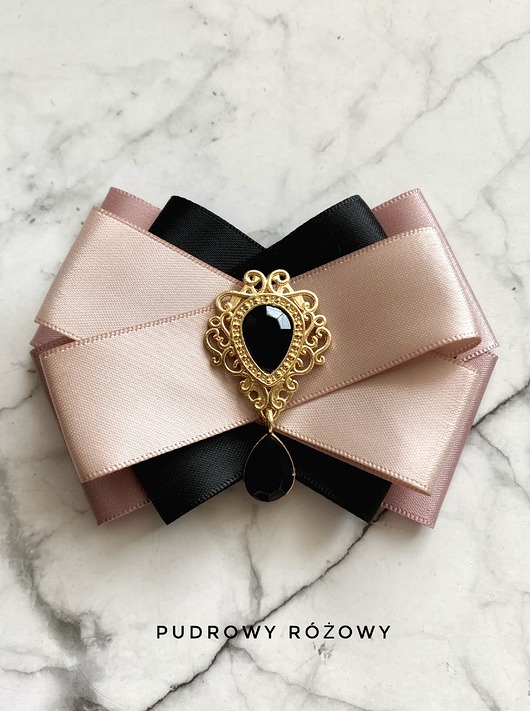 broszki Brosza  z czarnym kryształkiem NEW