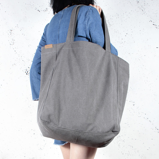 Big Lazy bag torba grafitowa na zamek / vegan hairoo