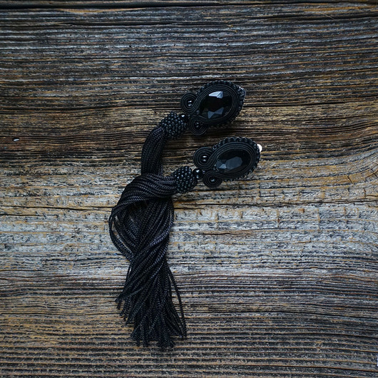 klipsy Czarne klipsy soutache z frędzlami- długie