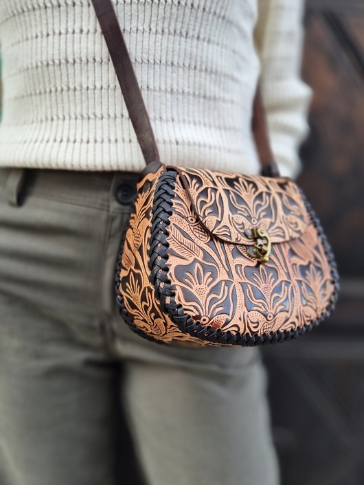 torby na ramię Torebka skórzana Julia beżowa kwiaty ręcznie robiona