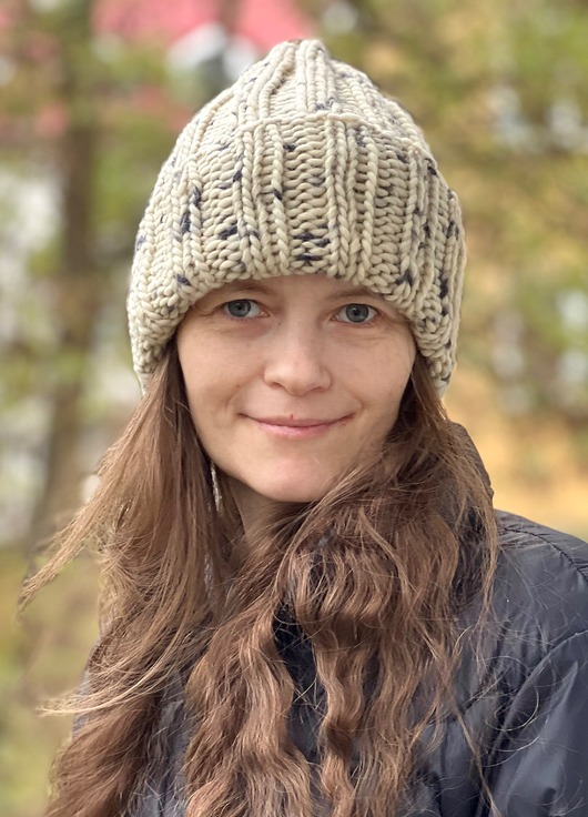 czapki damskie Buran - zimowa czapka z wełny peruwiańskiej plamy atramentu