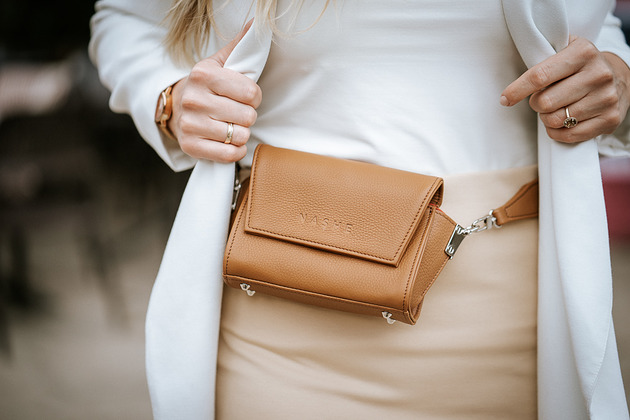 saszetka nerka Nerka Crossbody camel skórzana NASHE