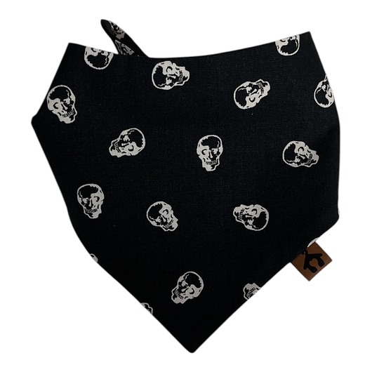 ubranka dla zwierząt Stylowa bandana dla psa Czaszki