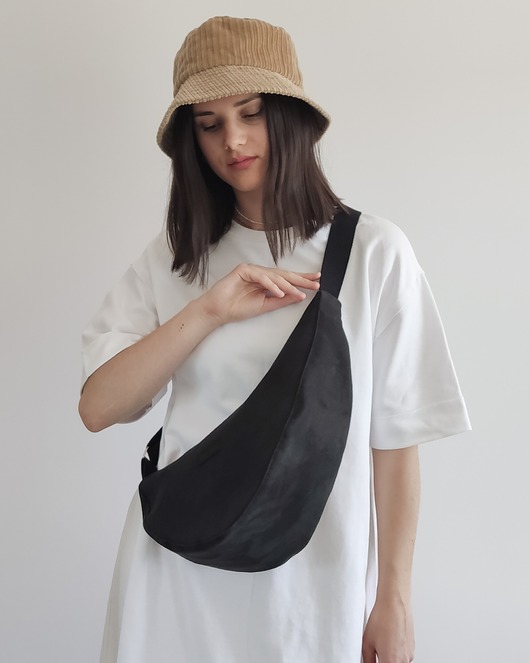 saszetka nerka Torebka BANANA BAG czarna