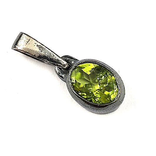 wisiory Delikatny peridot
