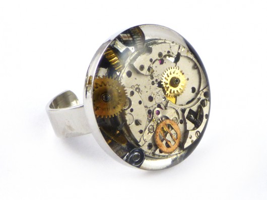 Pierścionek w stylu steampunk Scradeus