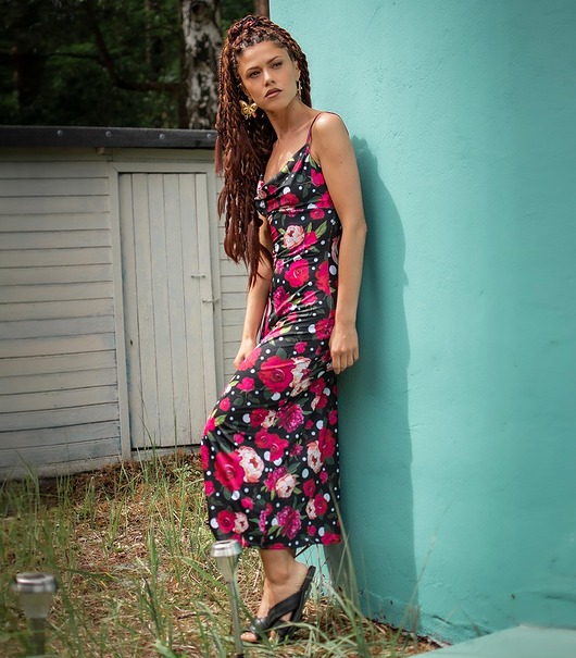 sukienki midi damskie Natalia - sukienka w kwiaty i grochy