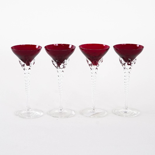 szklanki i kieliszki Komplet kieliszków rubinowych, duński design, lata 70, produkcja: Dania