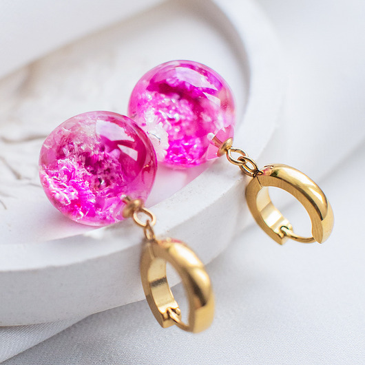 kolczyki z żywicy Kolczyki z gipsówką