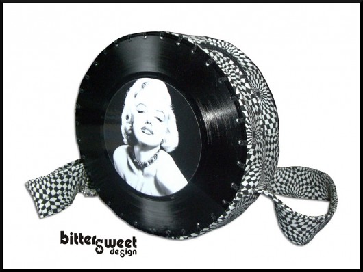 Black&White - torebka z małą płyta winylową bittersweet design