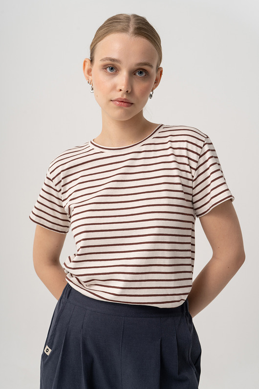 t-shirt damskie T-shirt COCO Classic