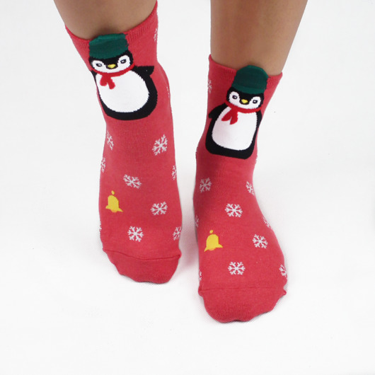 Świąteczne skarpetki czerwone z pingwinkiem CandySox