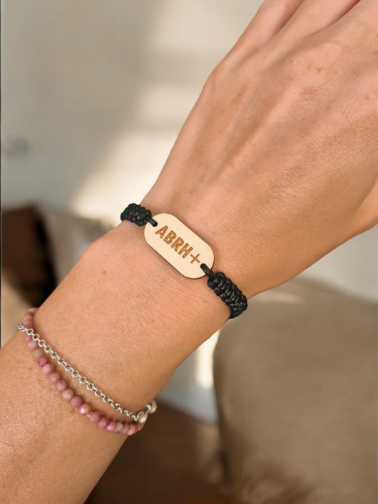 bransoletki na sznurku Bransoletka z grupą krwi