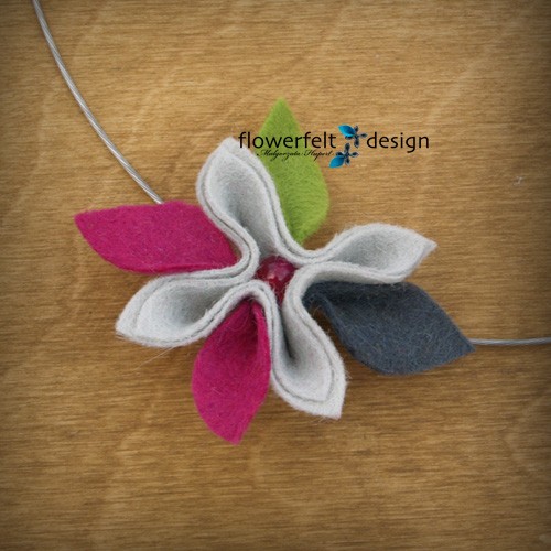 minimalistyczna szara fuksja FlowerFelt Design