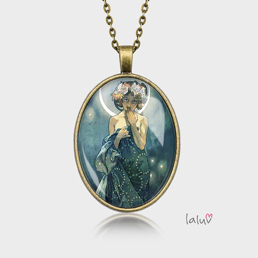 Medalion owalny MOON A.MUCHA laluv