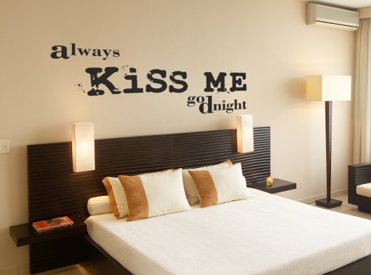 naklejka ALWAYS KISS ME GOODNIGHT loonybin
