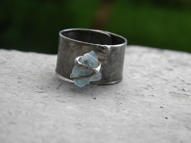 pierścionki - różne Surowy topaz - pierścionek