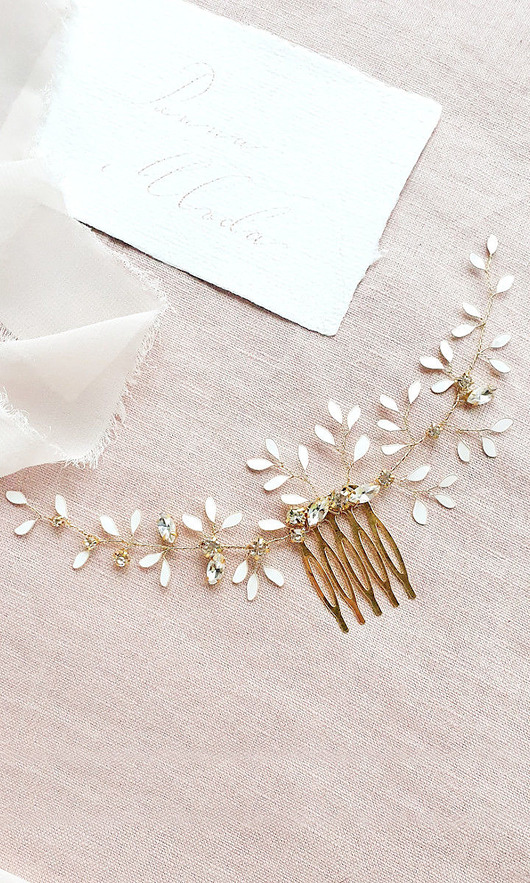 Ślubne ozdoby do włosów Grzebień ślubny boho z listkami FLORA midi