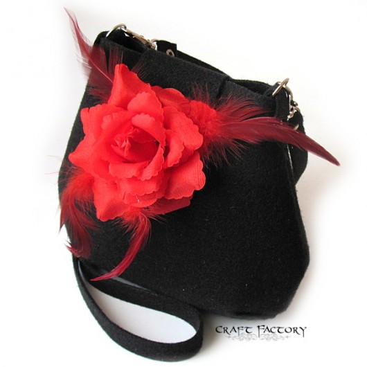 Red Rose in Black - torebka Craft Factory